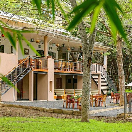Mbugwe Lodge Arusha Bagian luar foto