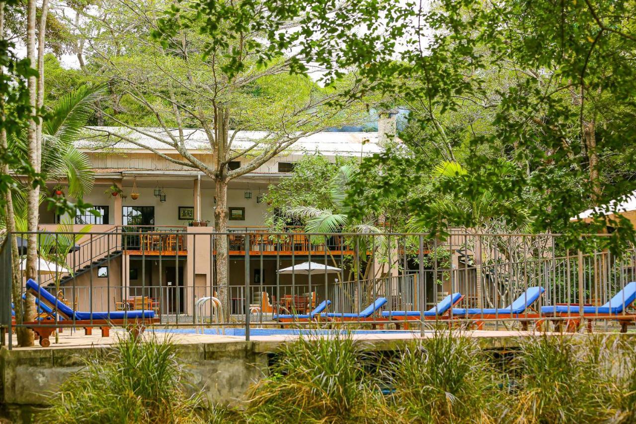 Mbugwe Lodge Arusha Bagian luar foto